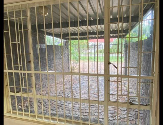 3 BEDROOM PROPERTY TO RENT IN BIRCH ACRES